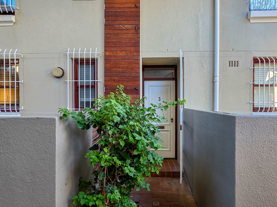 3 Bedroom Property for Sale in Zonnebloem Western Cape